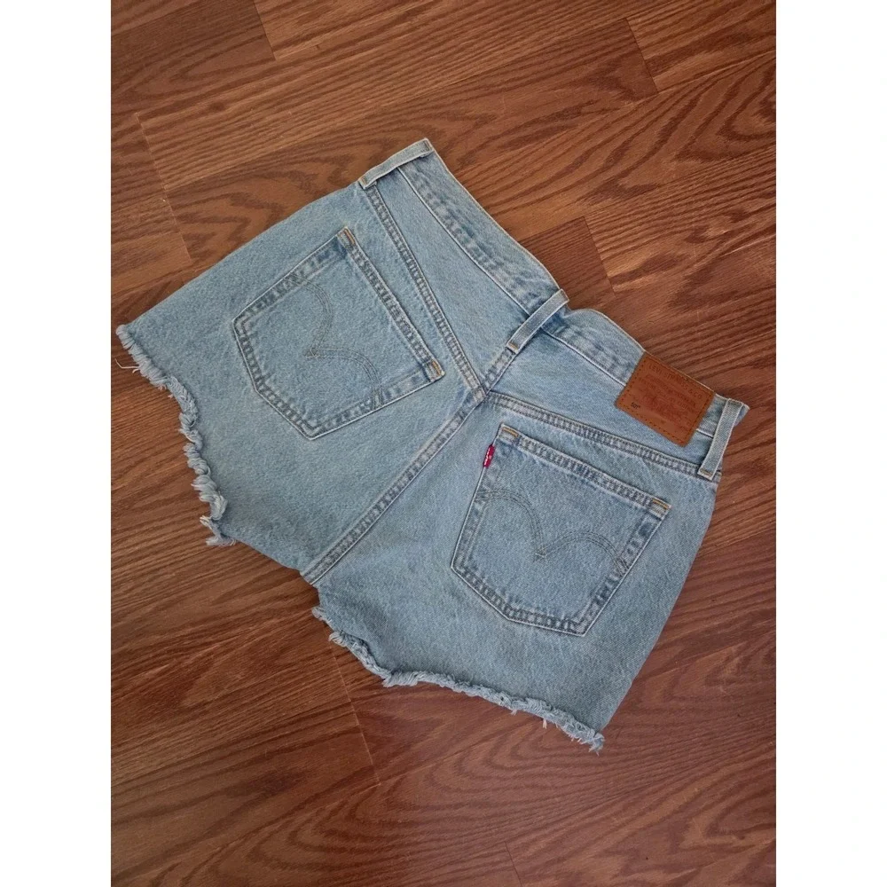 Levis 501 Original High Rise‎ Distressed Denim Shorts Light Wash W28 Button Fly